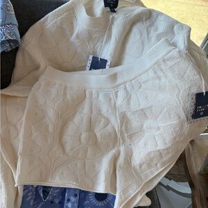 Roller Rabbit Cream Textured Crew Neck